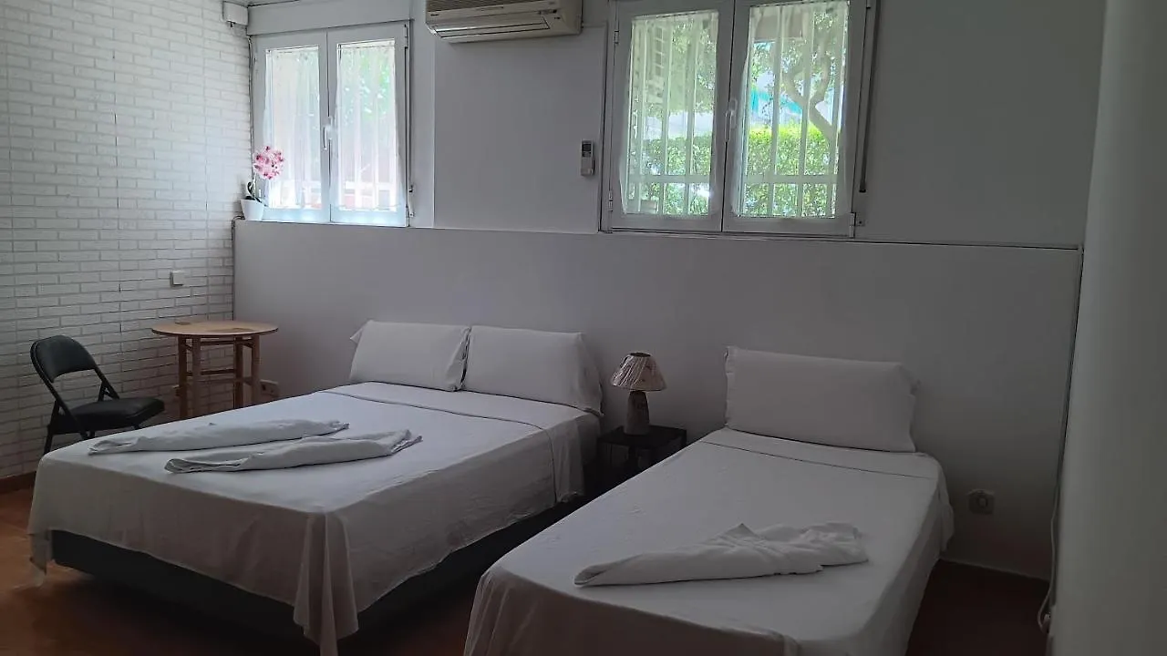 El Colmenar Habitaciones 马德里 0*,  西班牙